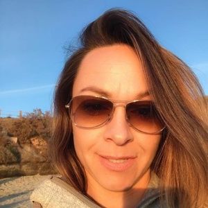 Meet your Posher, Sonya